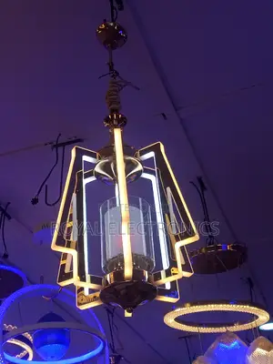 World Class Exclusive Ceiling Chandelier Light