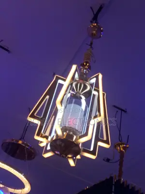 Superior Quality Exclusive Ceiling Chandelier Light