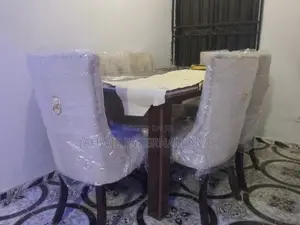 High Class 6 Seaters Dinning Set