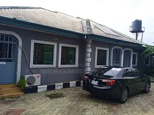 Photo - 4bdrm Bungalow in Off Sars Rd, By for sale