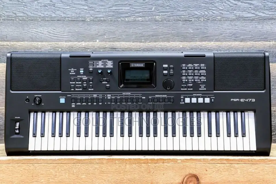 Yamaha Music Keyboard PSR E473