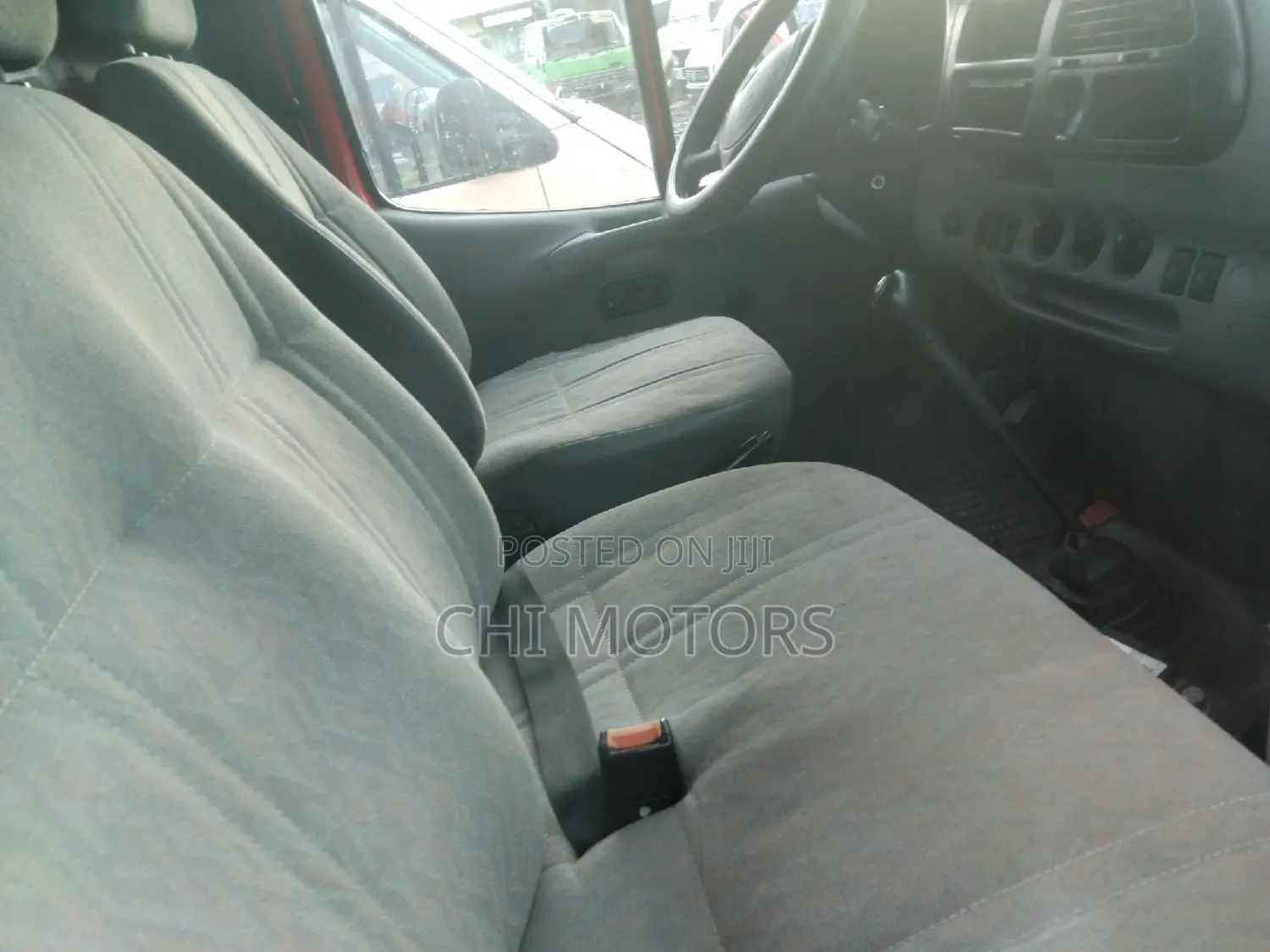 Ford Transit 2005 Red