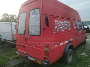Ford Transit 2005 Red