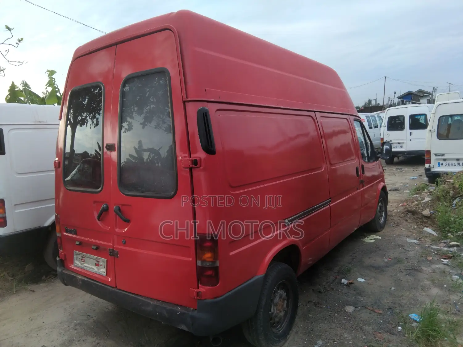 Ford Transit 2005 Red