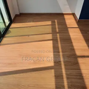 Vinyl Rubber Floor . 100 Percent Water Resistant