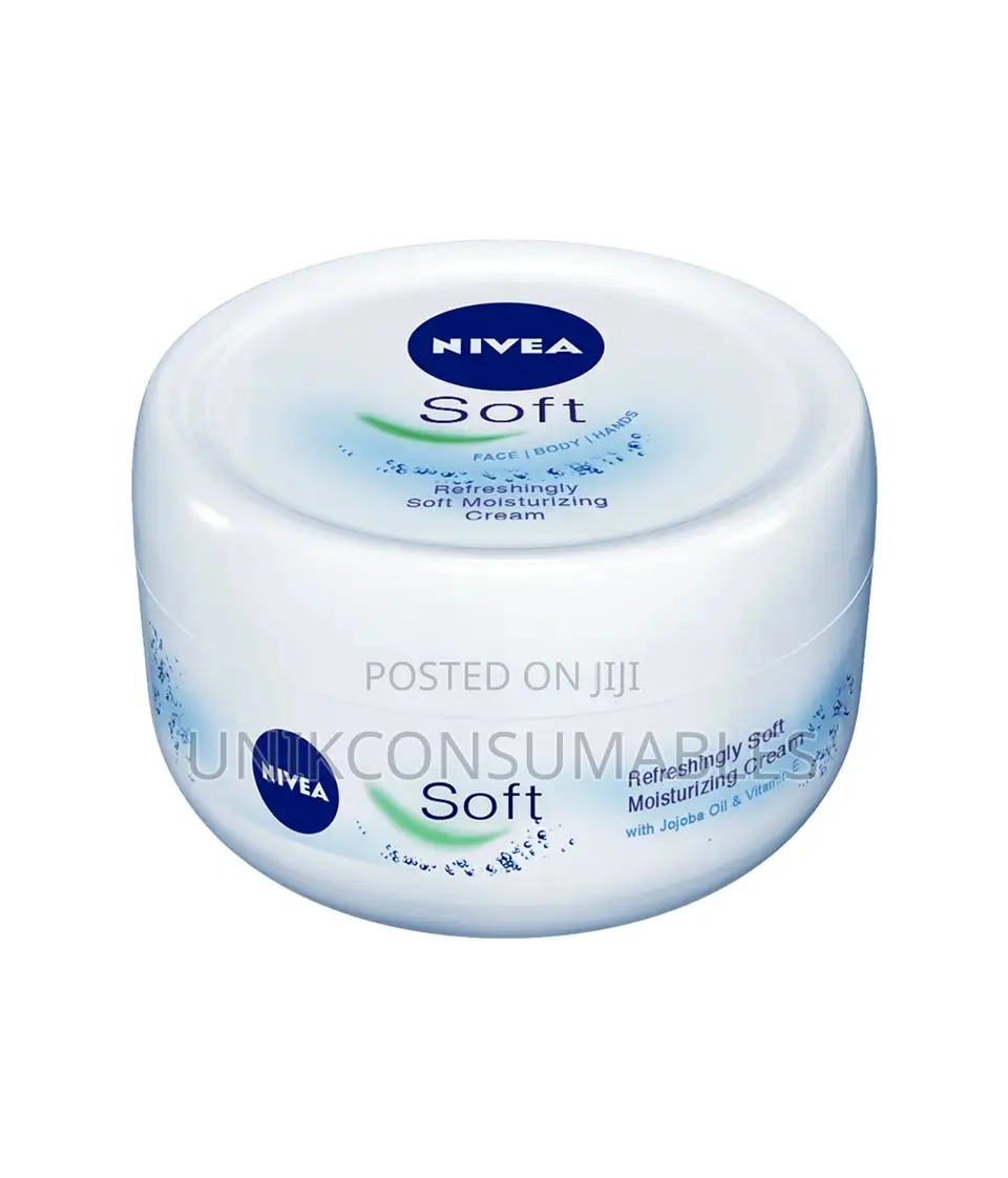 Nivea Soft Refreshing Moisturizing Cream