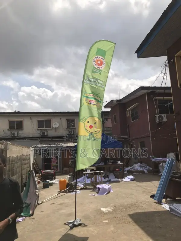 Durable Feather Banner Stand for Your Brand