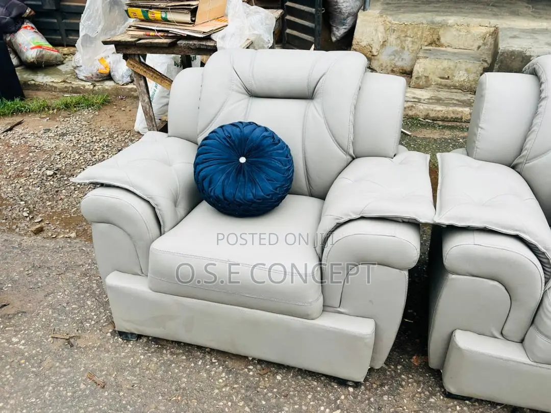 Complete Set of Thick Leather Sofa