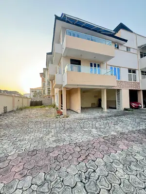 4bdrm Duplex in Oniru Estate, Victoria Island Extension for sale