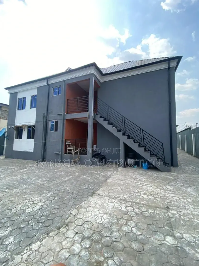 4 Bedroom Flat at Felele,Ibadan for Shortlet