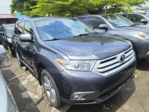 Toyota Highlander Limited 2012 Gray