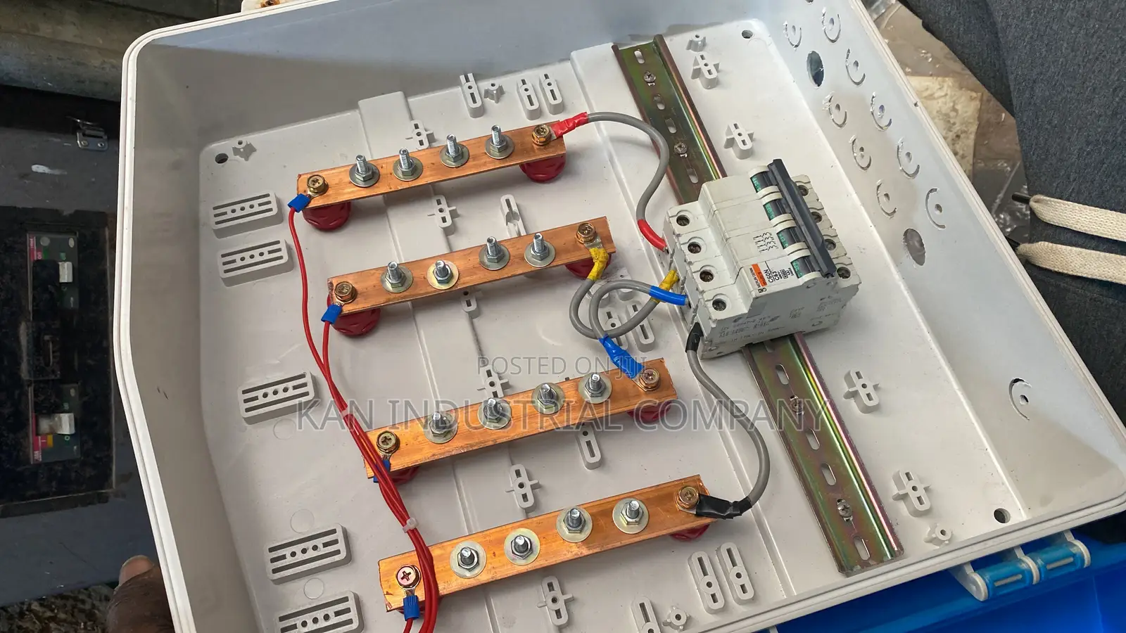 Busbar Breaker