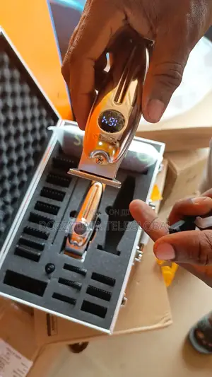 Oraimo Smart Barberkit Super Powerful Motor Barber Kit