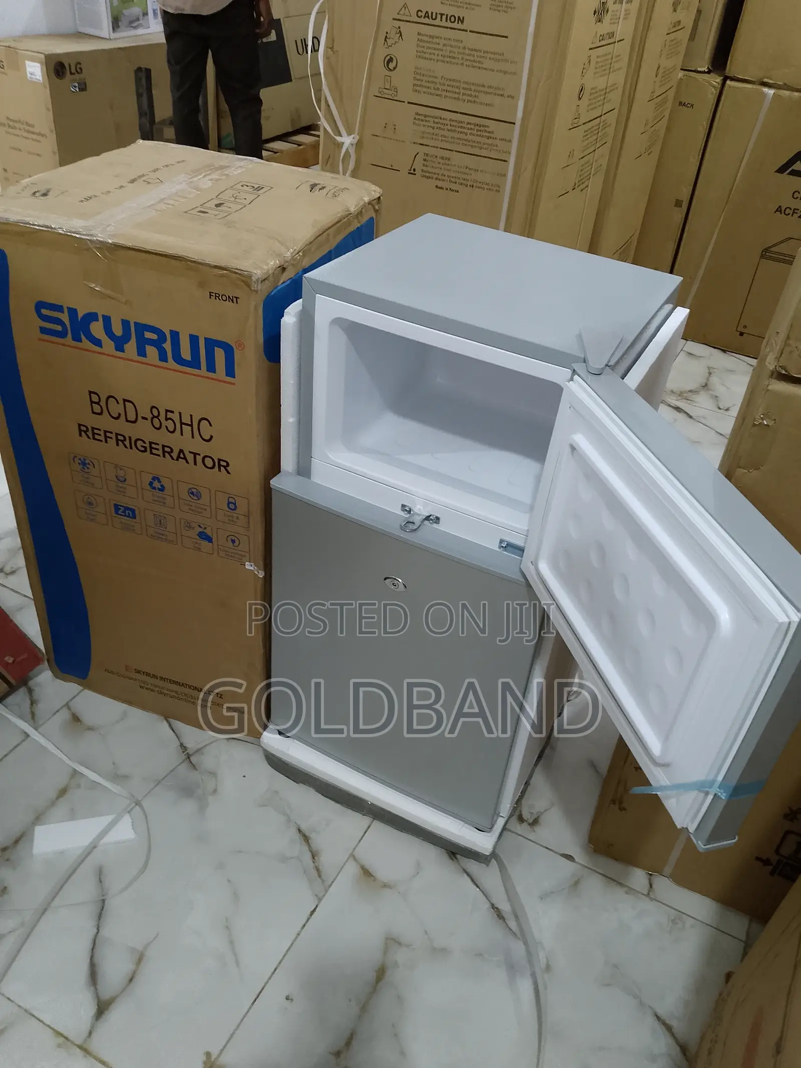 Efficient Skyrun 70L BCD-85hc Refrigerator