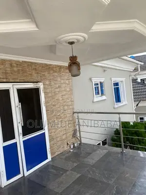 6bdrm Shared Apartment in First Unity Estate, Ajah for rent