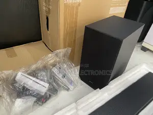 Samsung Q-Series Soundbar HW-Q600B 3.1.2ch. With Q-Symphony