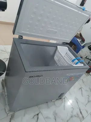 Bestselling Skyrun 200 Litres Chest Freezer