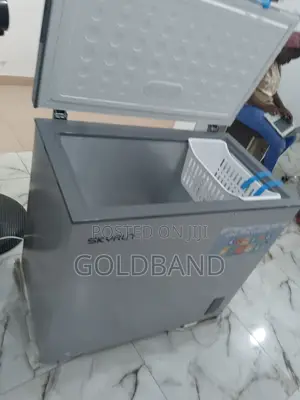 Quality Skyrun 200 Litres Chest Freezer