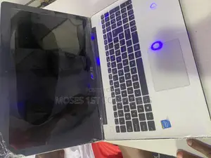 New Laptop Asus 4GB Intel SSD 256GB