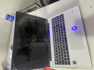 New Laptop Asus 4GB Intel SSD 256GB