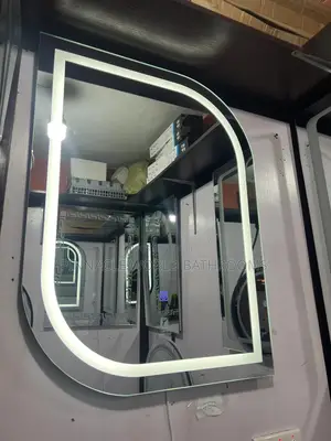 High Quality 3 Light LED MIRROR 001