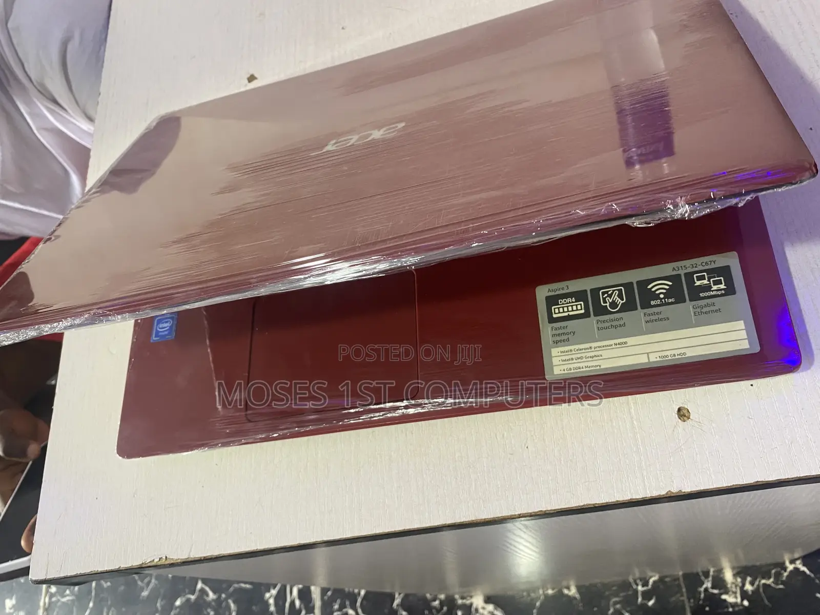 New Laptop Acer 8GB Intel HDD 500GB