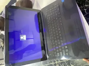 New Laptop HP 4GB Intel SSD 256GB