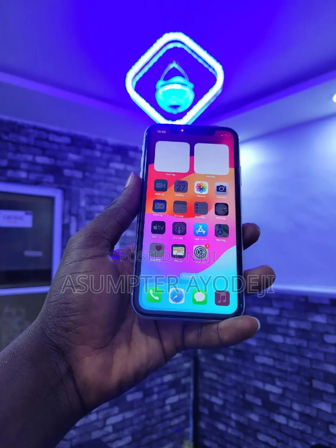 Apple iPhone XR 64 GB White