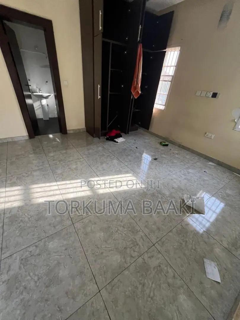 2bdrm Block of Flats in Katampe Extension for rent