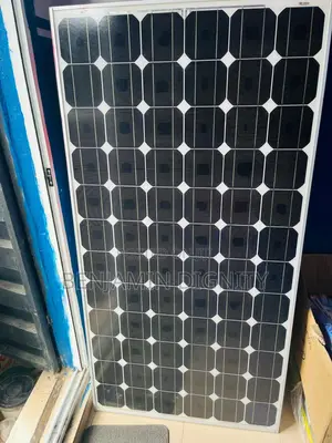 300watts Mono Crystalline Solar Panel