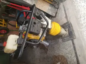 Plate Compactor