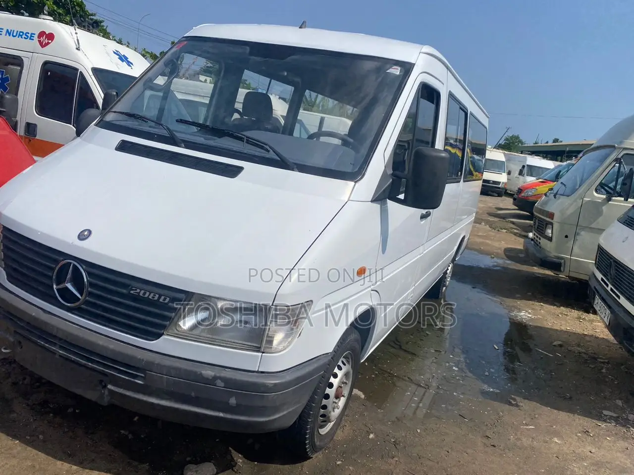Mercedes-Benz Sprinter 2005 White