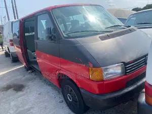 Volkswagen Transporter 2003 Red