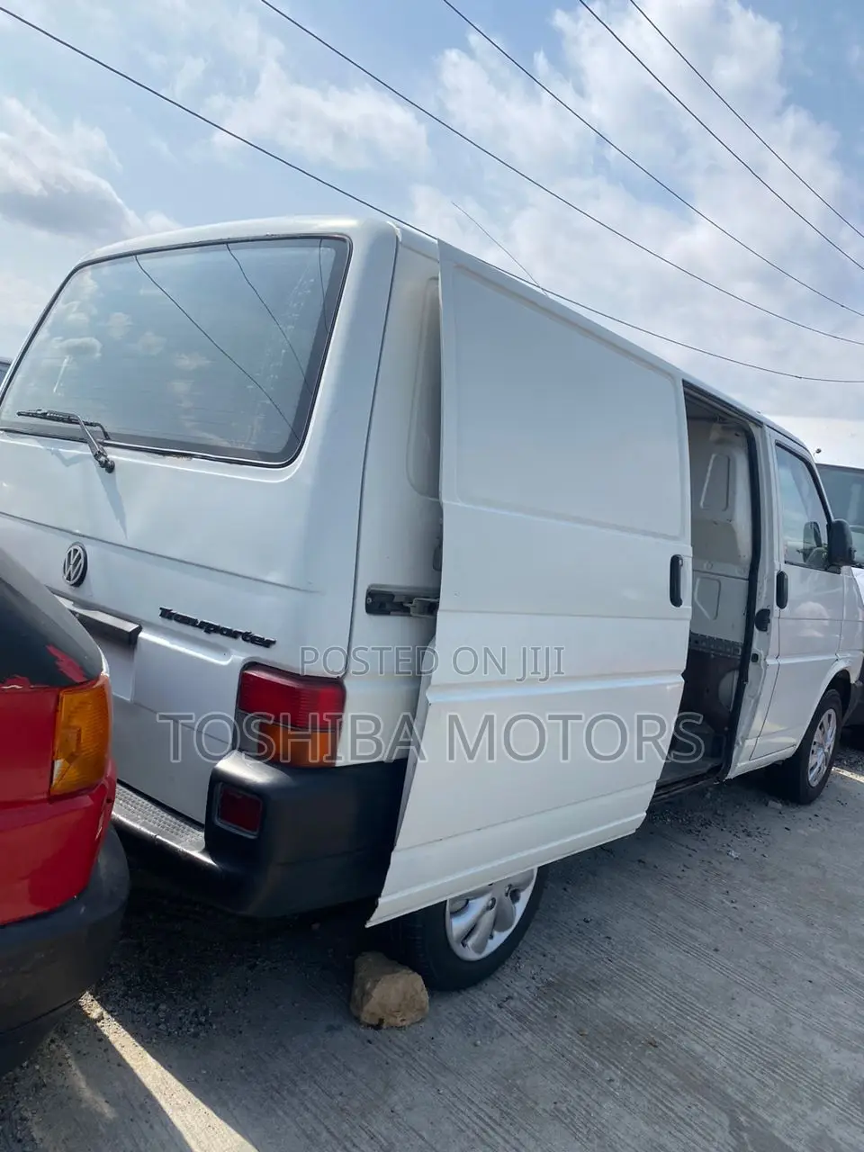 Volkswagen Transporter 2002 White