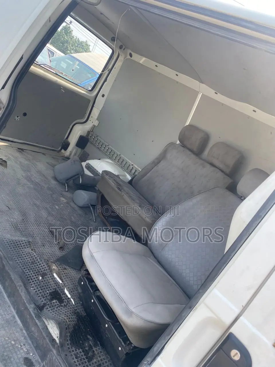 Volkswagen Transporter 2002 White