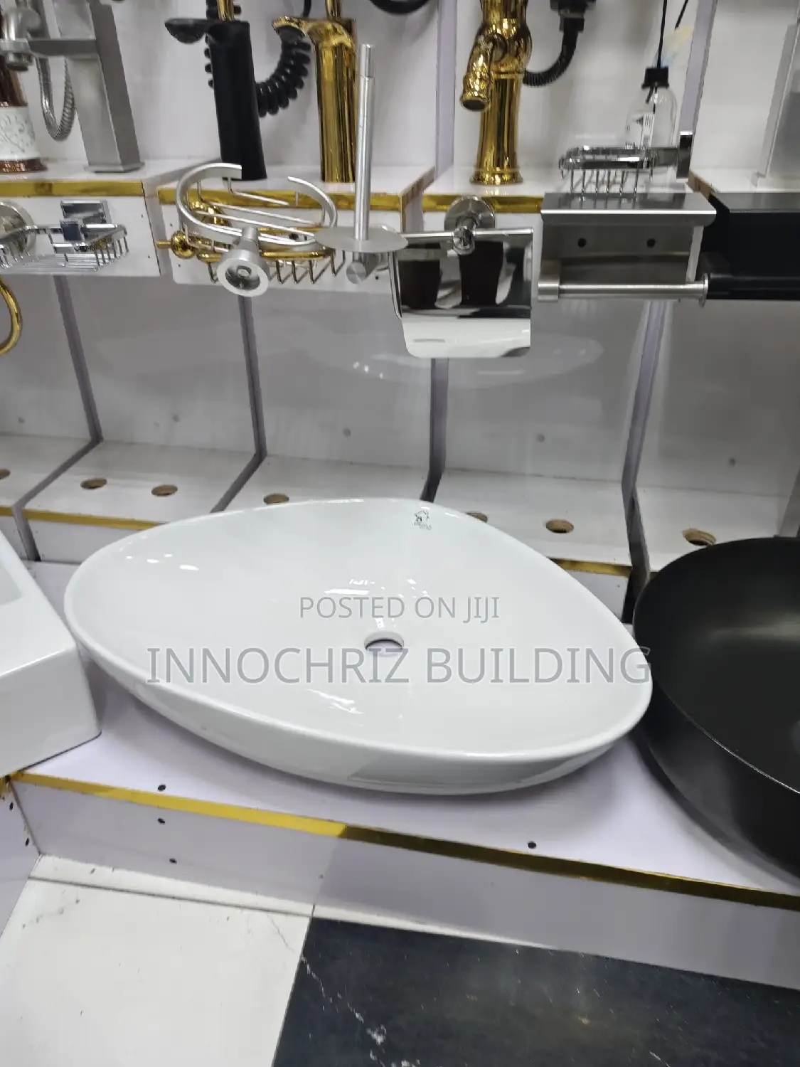 White Countertop Basin (6543)
