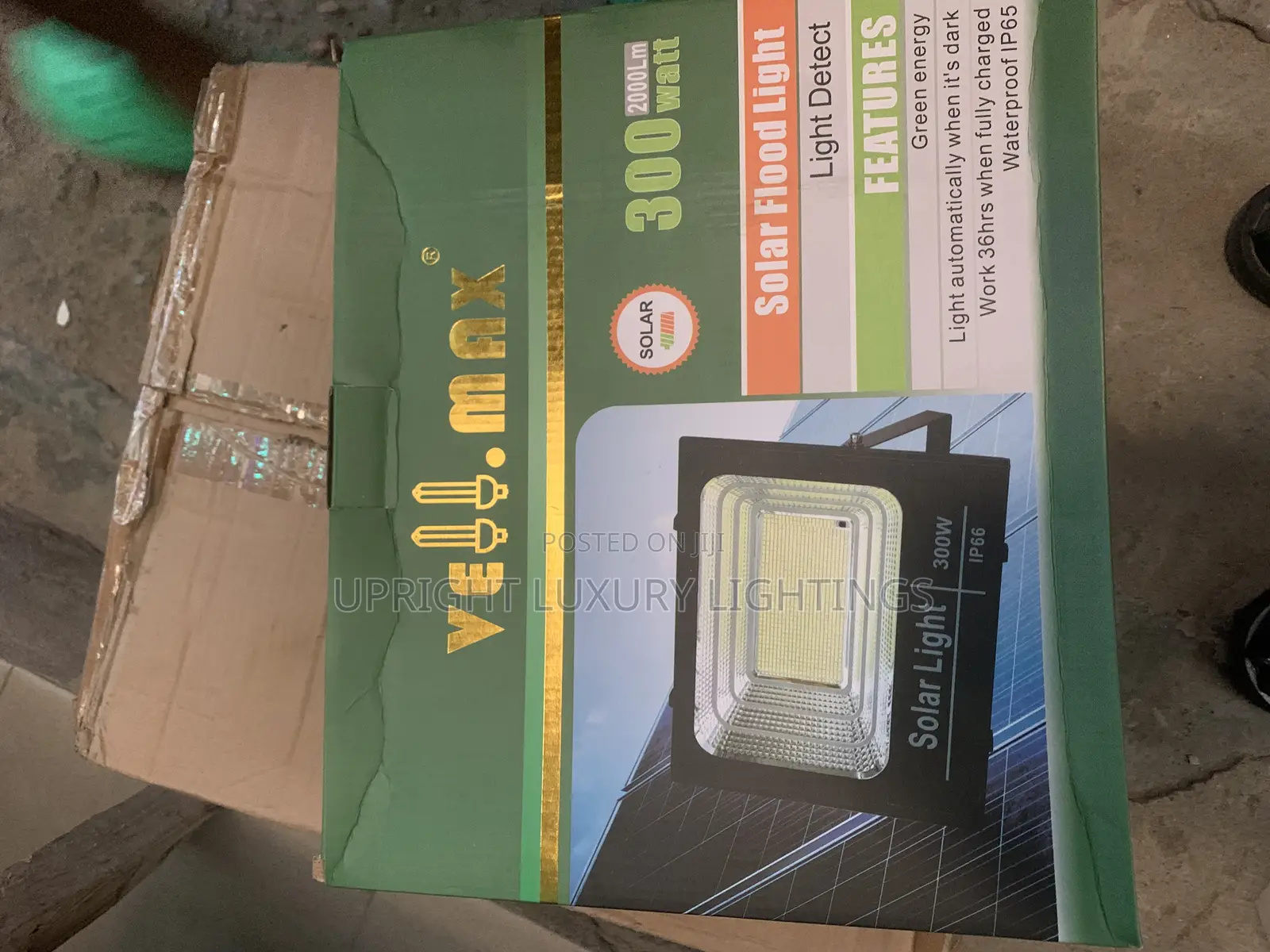 300watts Velmax Solar Flood Light