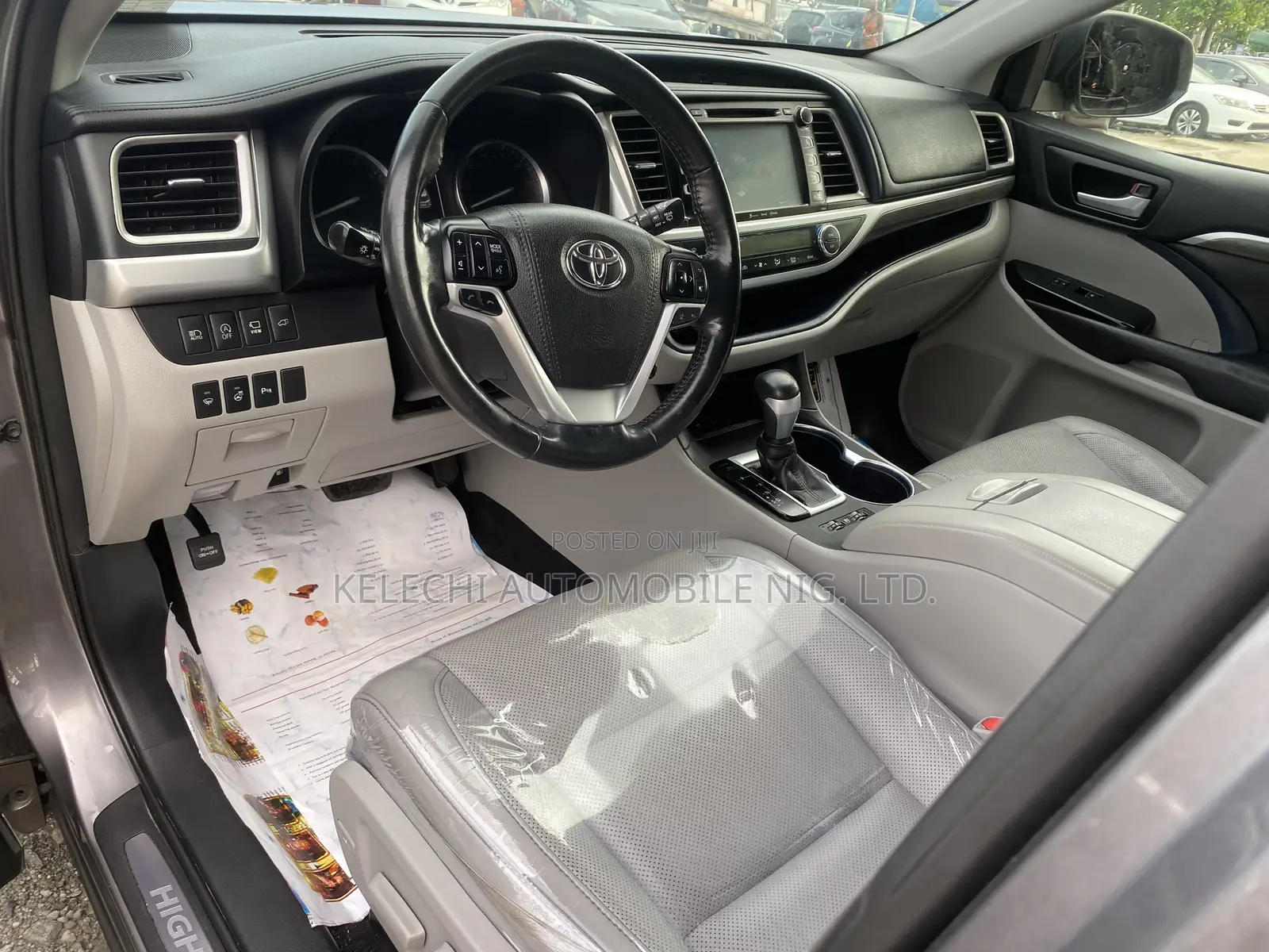 Toyota Highlander 2018 Gray