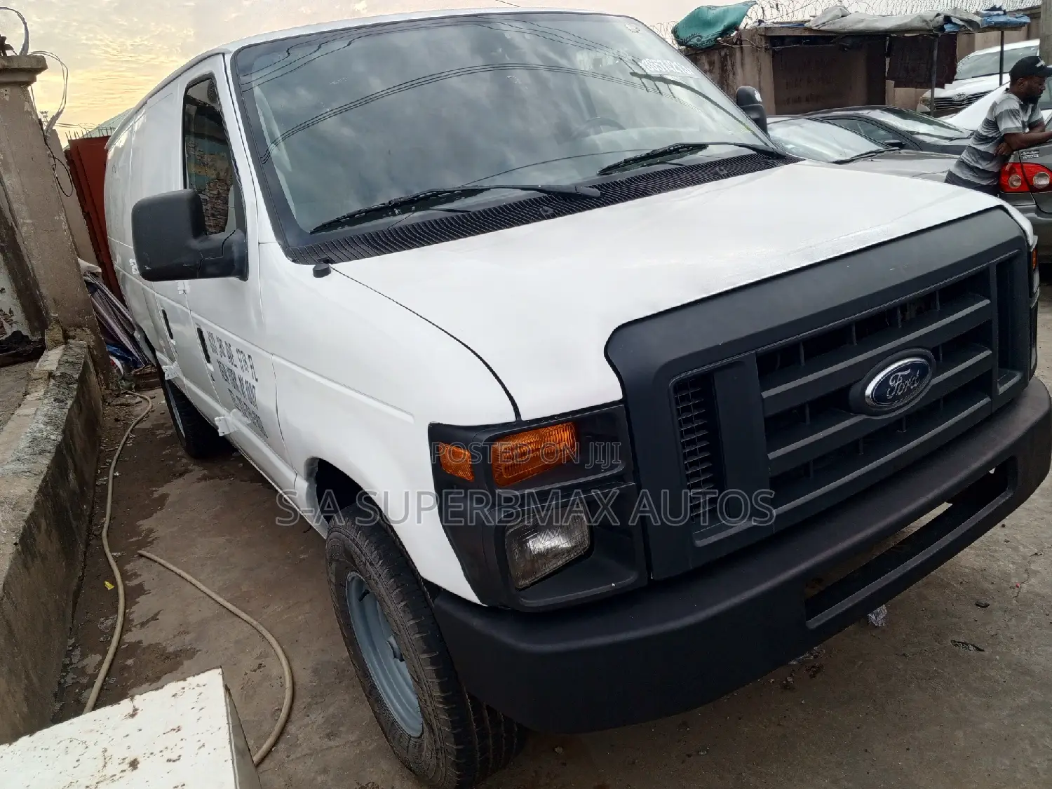 Ford Transit 2010 White
