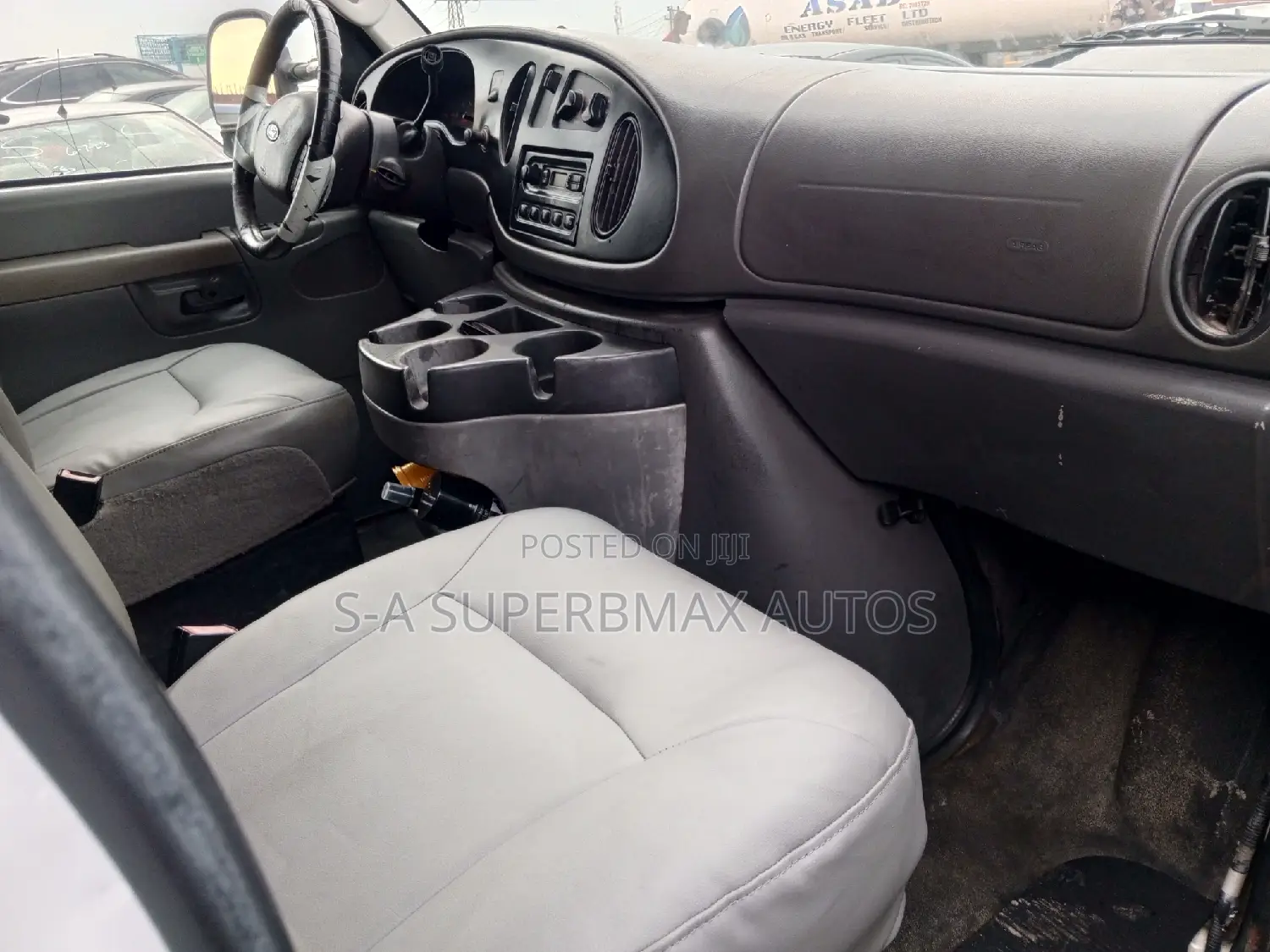 Ford Transit 2010 White