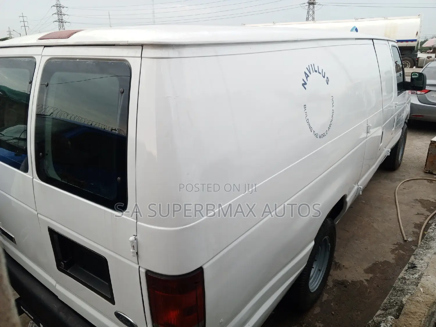 Ford Transit 2010 White