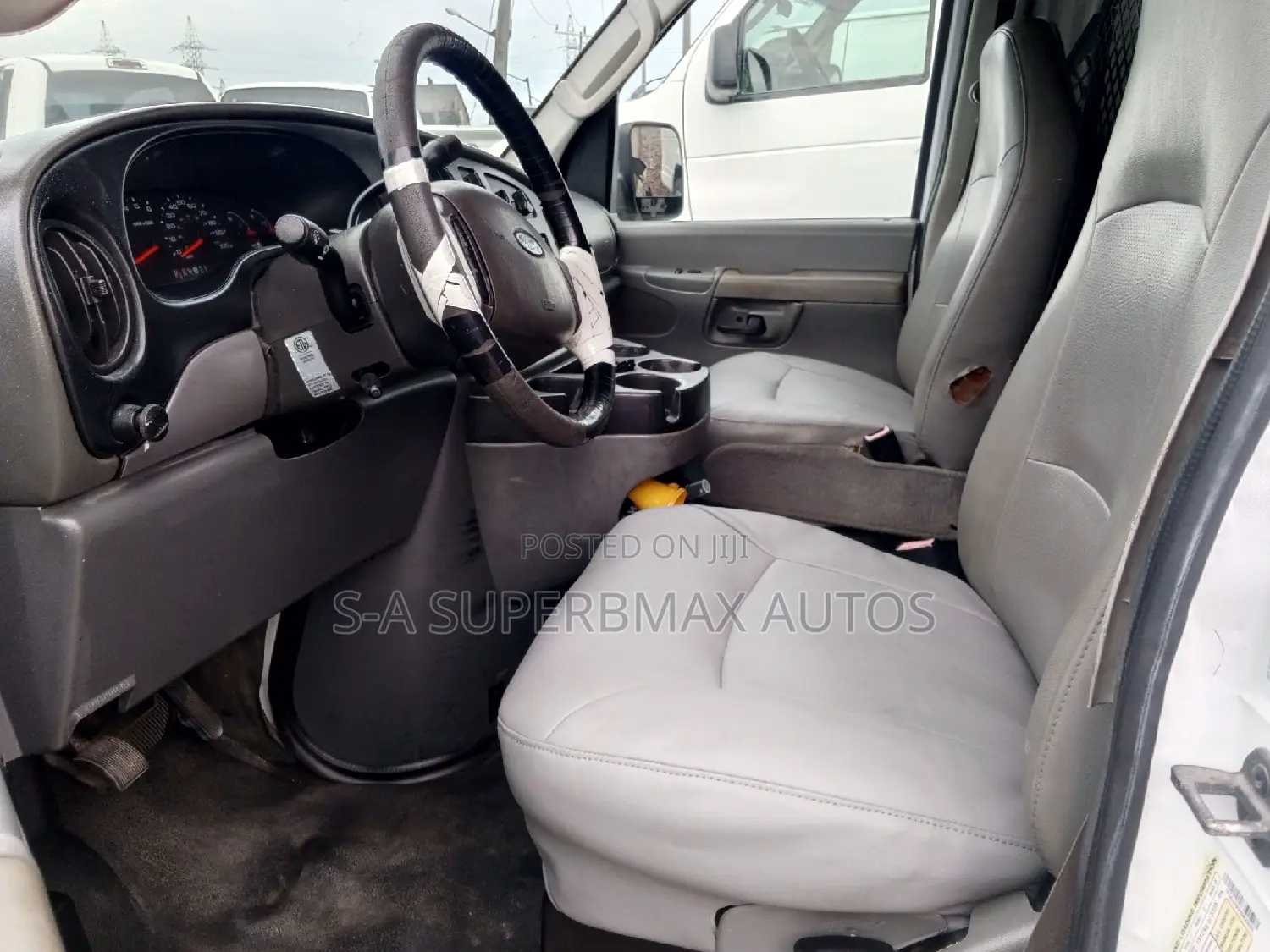 Ford Transit 2010 White