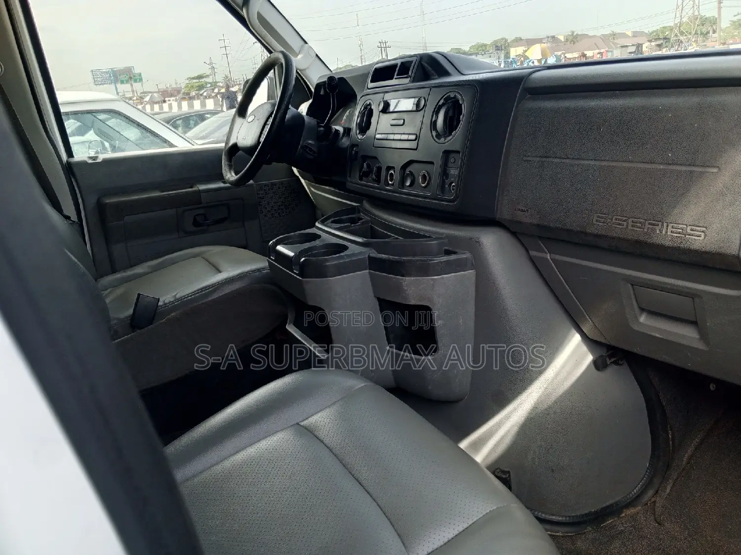 Ford Transit 2010 White