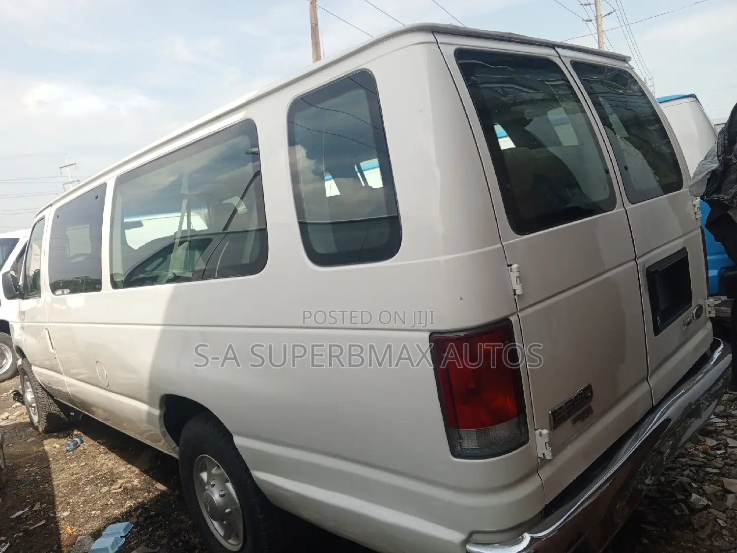 Ford Transit 2010 White