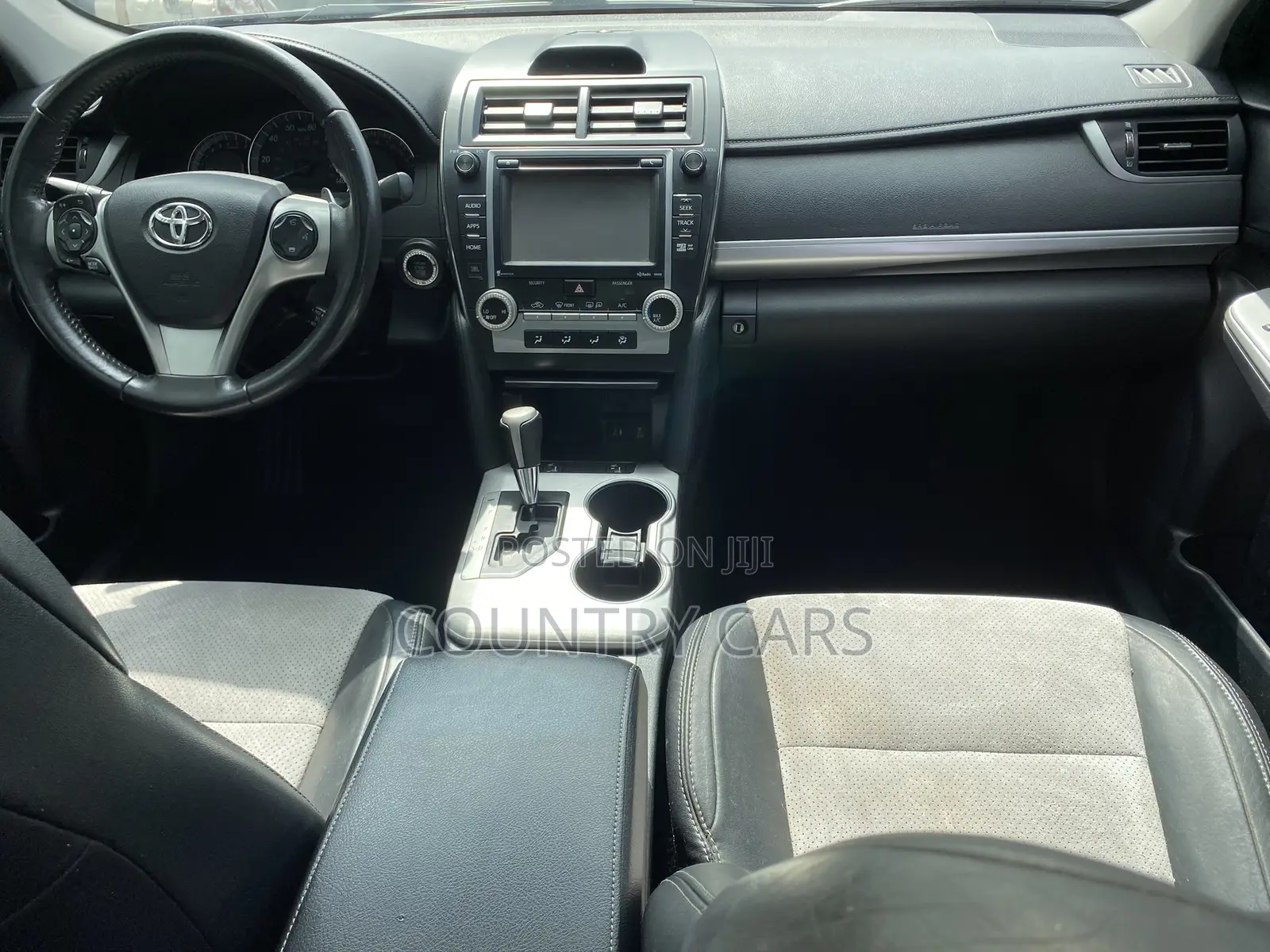 Toyota Camry 2014