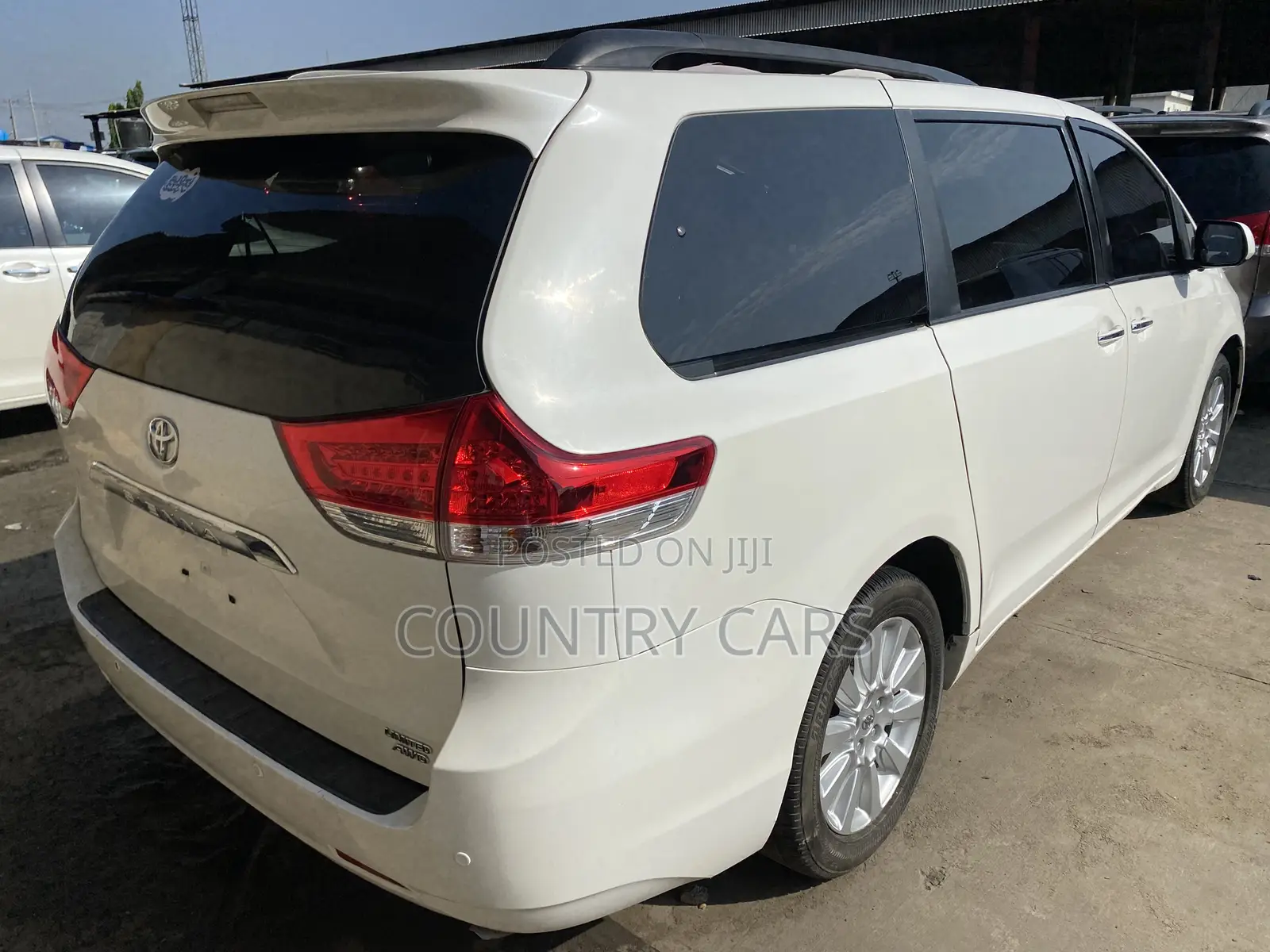 Toyota Sienna 2014 White