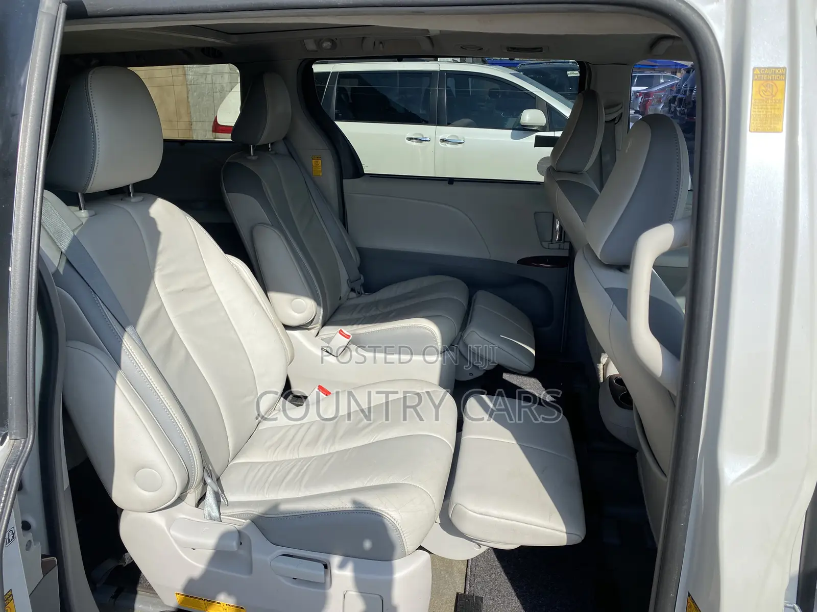 Toyota Sienna 2014 White