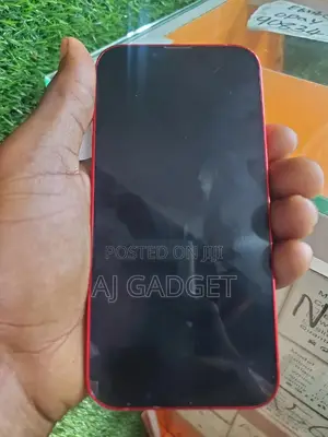 Apple iPhone 13 128 GB Red