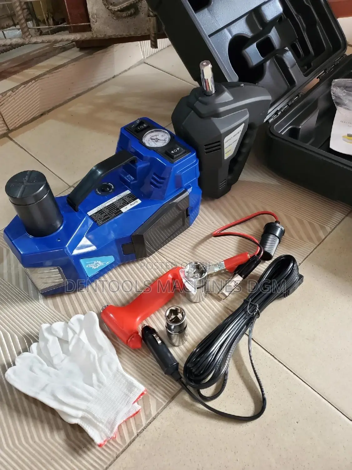 DENTOOLS Automatic Car Jack Japan