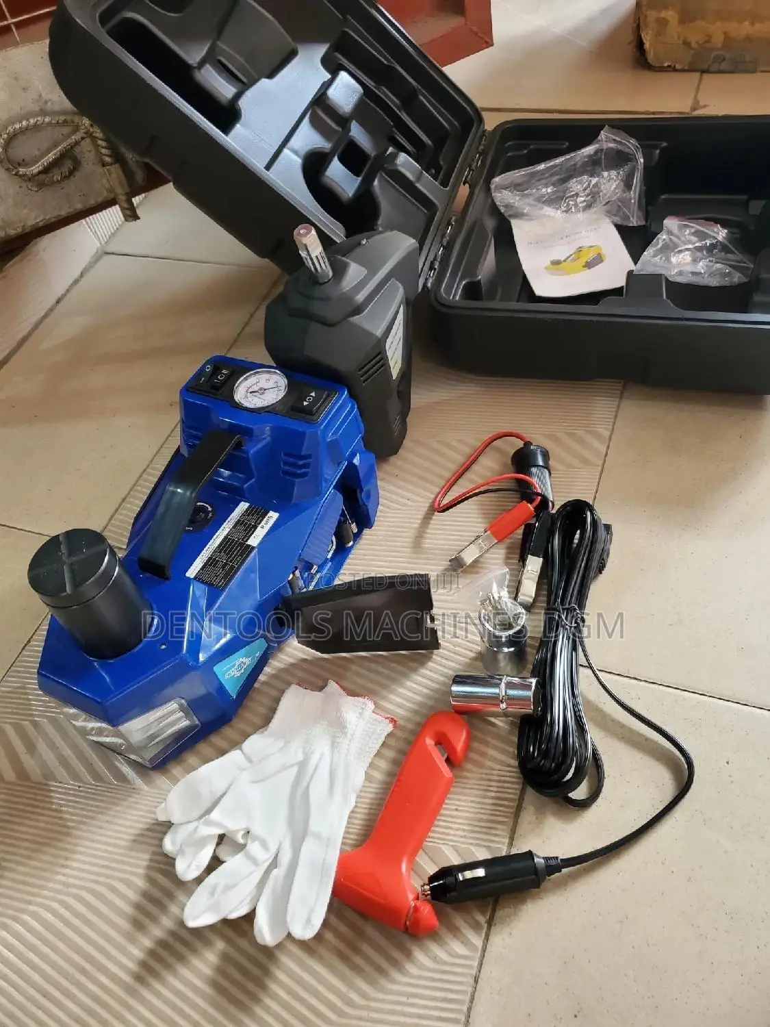 DENTOOLS Automatic Car Jack Japan